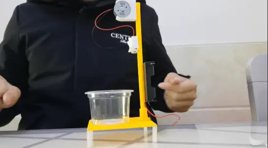 【云上课堂·第七季第十二期】盐水发电风扇小实验-资源之家 【云上课堂·第七季第十二期】盐水发电风扇小实验-资源之家