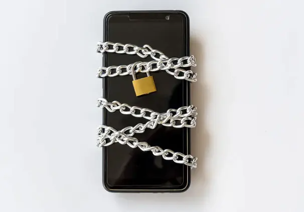 苹果手机抹掉所有数据还能恢复吗-刚卖掉手机，个人信息便被挂网？专家：就算恢复出厂设置，仍能还原数据-资源之家