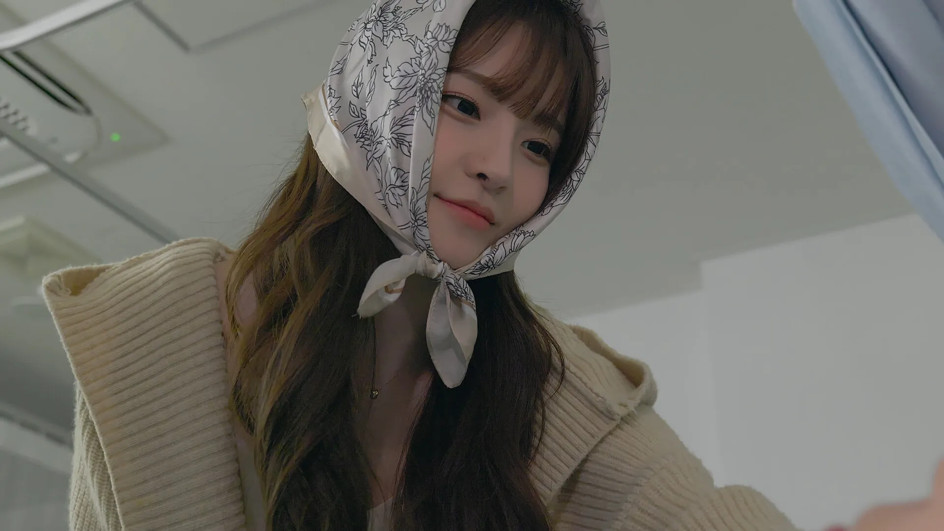 《阿西, 美女室友竟然...？2》中文版