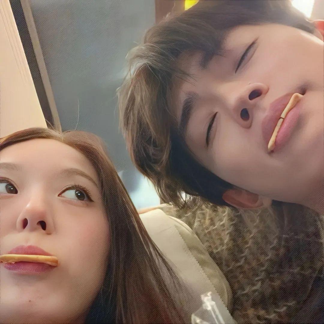 巨好看的情侣微信头像